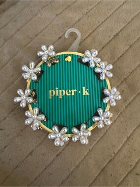 Piper•k Pearl Flower mini hair clips
